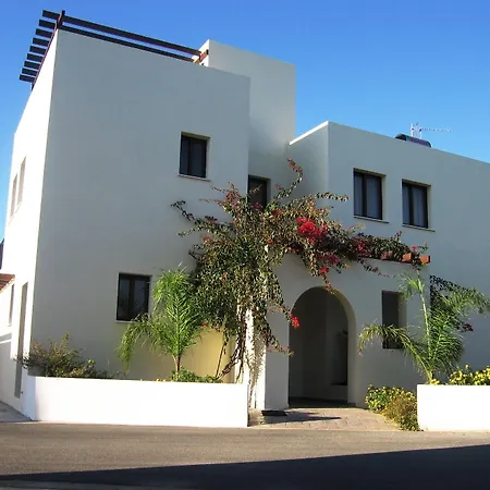 Aura Отель Киссонерга