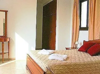 Apartment Aura