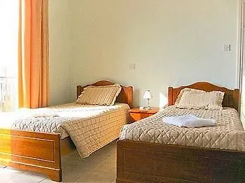 Aura Apartment Kissonerga